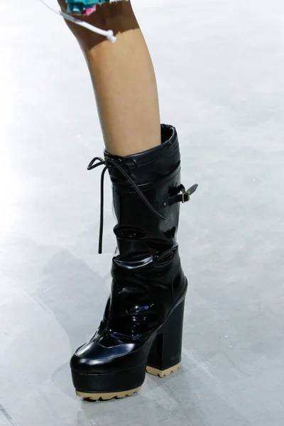 Look 4